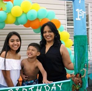 Meet your Posher, Angelica